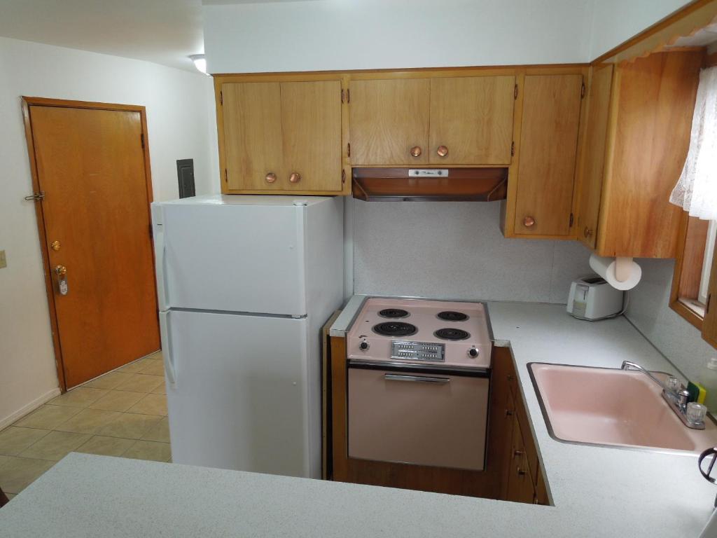 Edgecliff Motel Lincoln City Zimmer foto